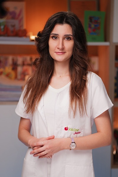 Dr. Alina Stoica